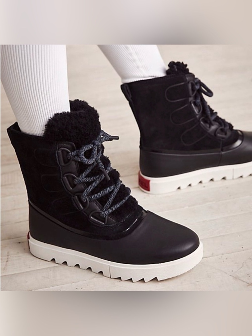 Sorel Joan of Arctic Next Lite Waterproof Boots Black Size 8 Winter Snow Sneaker